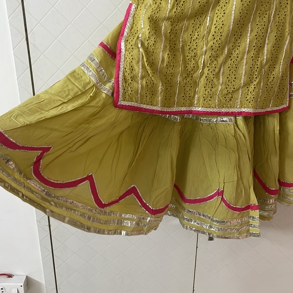 Sharara suit chicken work with gotapati - Picture 2 of 6